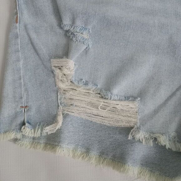 Sofía Jeans by Sofia Vergara Light Wash Distressed Denim Shorts Women's Size 20 - Picture 9 of 12